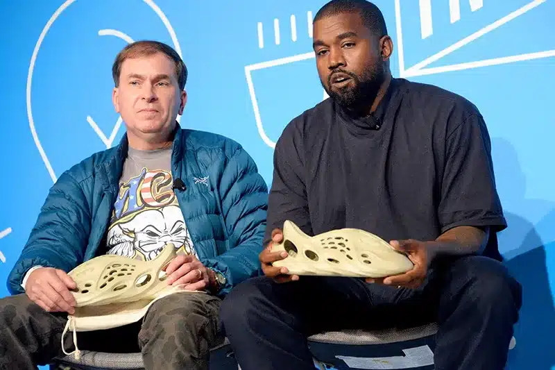Yeezy Foam Runner 尺寸